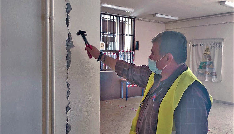 ζημιές στα σχολεία αρκαλοχώρι