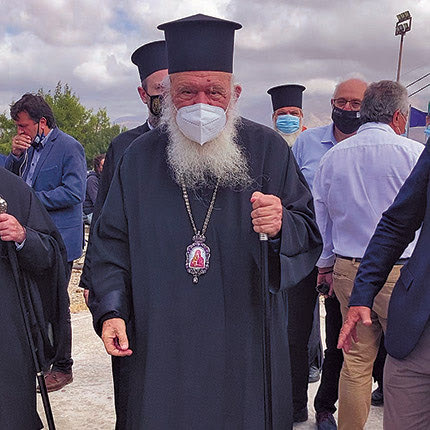 Ο κ. Ιερώνυμος επισκέφθηκε  τον καταυλισμό  του Αρκαλοχωρίου