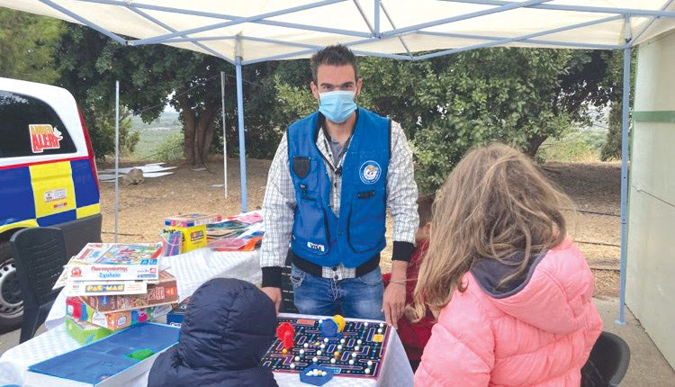 «Το Χαμόγελο του Παιδιού» βρέθηκε στο Εκθεσιακό Κέντρο Αρκαλοχωρίου πολύ πριν στηθούν οι σκηνές.