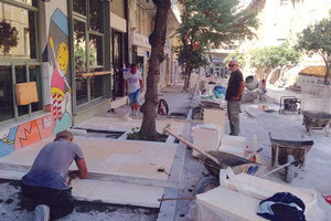 Προχωρούν οι πλακοστρώσεις στη Χατζημιχάλη Γιάνναρη