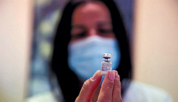ΤΡΙΤΗ ΔΟΣΗ ΕΜΒΟΛΙΟΥ: Στις 10 Οκτωβρίου ανοίγει η πλατφόρμα για τους άνω των 50 ετών