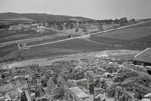 ΦΩΤΟΗΜΕΡΑΣ: Ο αρχαιολογικός χώρος και η περιοχή της Κνωσού το 1910. Διακρίνεται ο κεντρικός δρόμος.