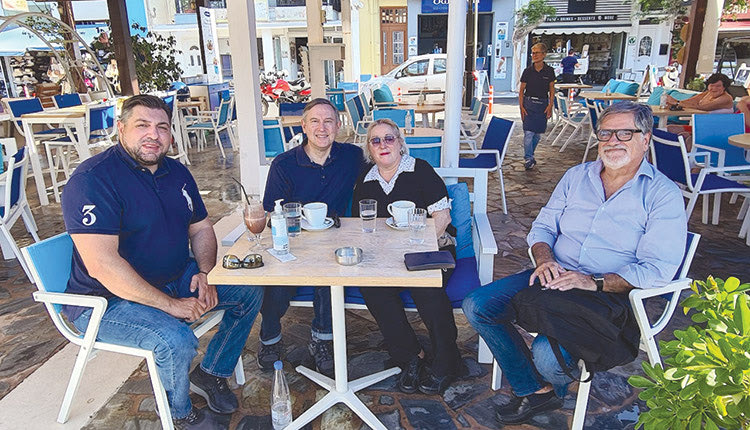 ο διευθυντής προγραμματισμού κρουαζιέρας της Luxury εταιρείας κρουαζιέρας Azamara Cruises κ. Michael Pawlus