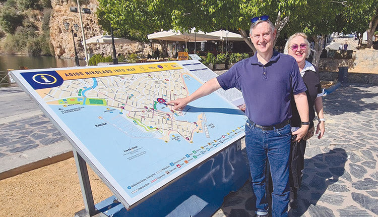 ο διευθυντής προγραμματισμού κρουαζιέρας της Luxury εταιρείας κρουαζιέρας Azamara Cruises κ. Michael Pawlus