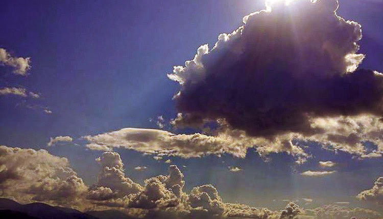 Συννεφιασμένος, αλλά ζεστός και σήμερα ο καιρός στην Κρήτη