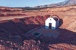 Έχει ήδη προγραμματιστεί η εκ νέου οικοδόμηση ναού στη χάρη της Αγ. Παρασκευής σε χώρο που βρίσκεται εντός της ενορίας Ρουσσοχωρίων