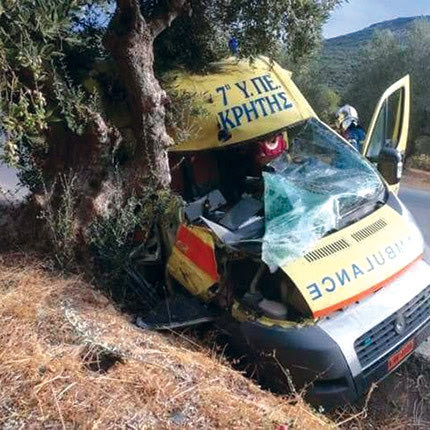 Ευτυχώς από το τροχαίο δεν υπήρξαν σοβαροί τραυματισμοί