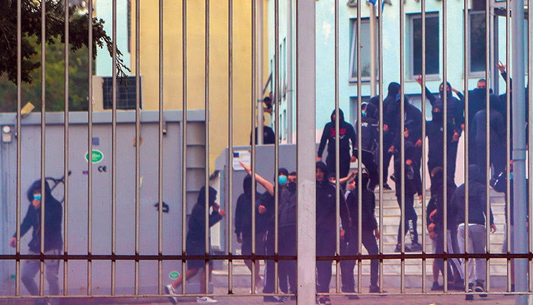 1ο ΕΠΑΛ ΕΥΟΣΜΟΥ: Καταδίκη με αναστολή για τους φασίστες