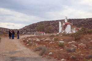 Θλίψη προκαλούν οι εικόνες με το ιστορικό εκκλησία να χάνεται στα χαλάσματα
