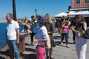 Πράκτορες και δημοσιογράφοι φιλοξενούμενοι της Περιφέρειας για την προβολή του νησιού
