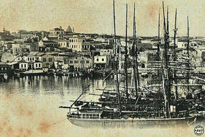 ΦΩΤΟΗΜΕΡΑΣ: Το λιμάνι του Ηρακλείου στα 1906. Η φωτογραφία είναι του Μπεχαεντίν.