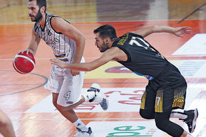 Ο Μποχωρίδης με 21 π. ήταν ο κορυφαίος του ΟΦΗ στην πρεμιέρα