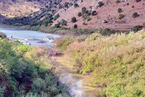 ΣΥΝΑΓΕΡΜΟΣ ΓΙΑ ΤΗΝ ΑΠΟΣΤΡΑΓΓΙΣΗ Λίμνη Κουρνά: Από κάπου χάνει...