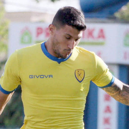 Ο Νίκος Καρέλλης