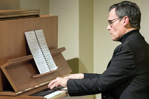 O Δημήτρης Γιάκας