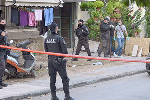 Παραδόθηκε ο μητροκτόνος