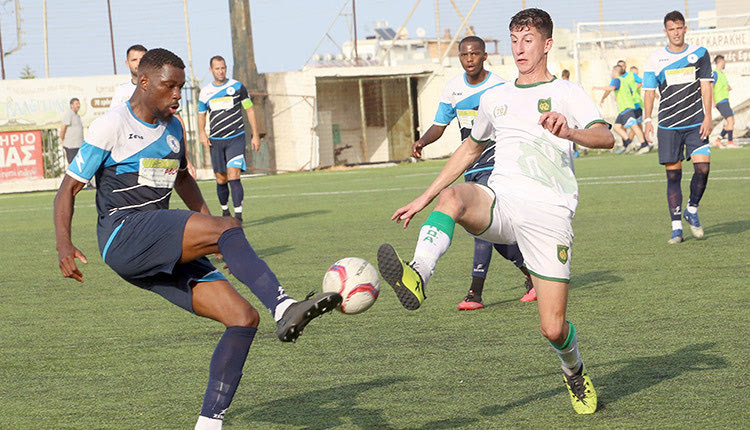 Εντυπωσιακές μονομαχίες από την αναμέτρηση στο γήπεδο του ΠΟΑ