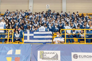 Περίπου 200 Έλληνες αθλητές και αθλήτριες συμμετέχουν στους αγώνες