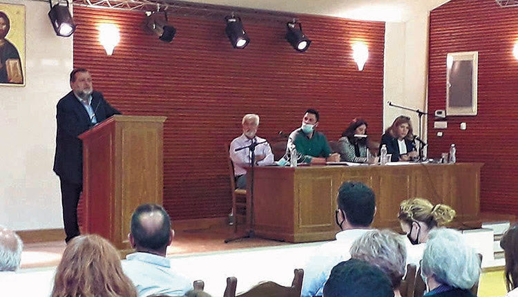 Περισσότερα από 300 άτομα συσπειρώθηκαν γύρω από μια προσπάθεια να σταθεί  το Αρκαλοχώρι ξανά στα πόδια του