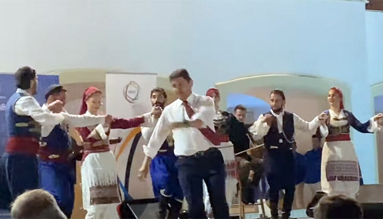 Η επιτυχία και ο… Μαλεβιζιώτης