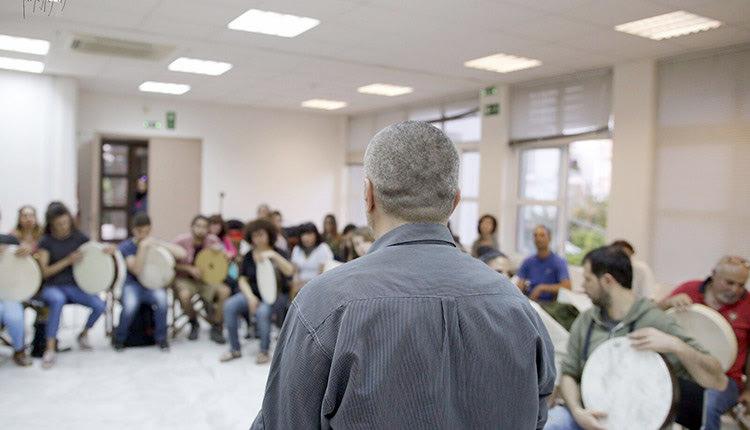 ΓΙΑ 5η ΧΡΟΝΙΑ ΣΕΜΙΝΑΡΙΑ ΡΥΘΜΟΥ ΚΑΙ ΚΡΟΥΣΤΩΝ ΜΕ ΤΗΝ ΣΤΗΡΙΞΗ ΤΗΣ ΠΕΡΙΦΕΡΕΙΑΣ Η τέχνη του ρυθμού στην εκπαίδευση