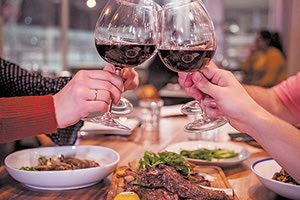 Ανοικτή πρόσκληση σε εστιατόρια της Κρήτης για την «Παγκόσμια Ημέρα Οινοτουρισμού»