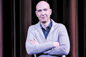 Ο Γιάννης Μόσχος στο τιμόνι του Εθνικού Θεάτρου