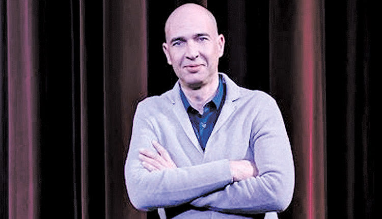 Ο Γιάννης Μόσχος στο τιμόνι του Εθνικού Θεάτρου