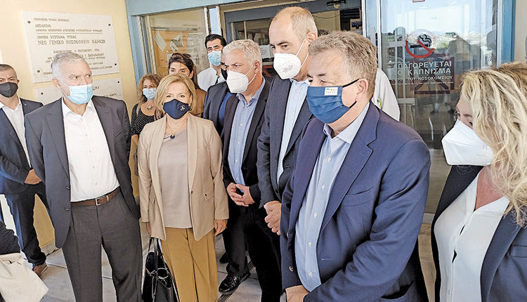 Με τον Περιφερειάρχη Κρήτης Στ. Αρναουτάκη συναντήθηκε η κα Γκάγκα
