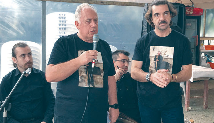 Αυτή τη φορά τίποτα δεν μπορούσε να σταματήσει το καζάνι- θεσμό που κάθε χρόνο κάνει στις Αρχάνες ο Δημ. Ψαραδάκη