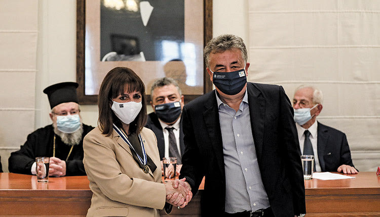 ΣΤΑ ΧΑΝΙΑ ΤΟ ΣΑΒΒΑΤΟ Η ΚΑΤΕΡΙΝΑ ΣΑΚΕΛΛΑΡΟΠΟΥΛΟΥ Επίτιμη πρόεδρος του Ιδρύματος «Ελ. Βενιζέλος»