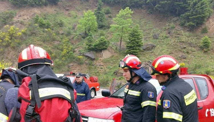 Γυμνός και εκτεθειμένος στο κρύο βρέθηκε τυχαία κοντά στις Καμάρες, από κτηνοτρόφο της περιοχής, ο 39χρονος τα ίχνη του οποίου αγνοούνταν από την 28η Οκτωβρίου. 