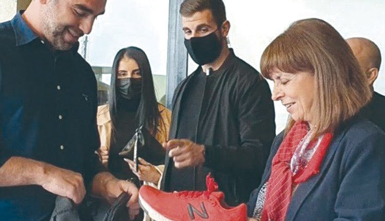 Για την επίσκεψη της Προέδρου της Δημοκρατίας κ. Σακελλαροπούλου στις σεισμόπληκτες περιοχές της Κρήτης έχετε ενημερωθεί ήδη. 