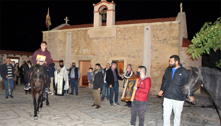 Περιφορά της εικόνας του Αγίου Γεωργίου του Μεθυστή με γιωργαλίδικα άλογα