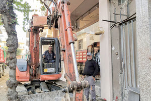 Γκρίνια στην 1821 παρά τη ροή του έργου