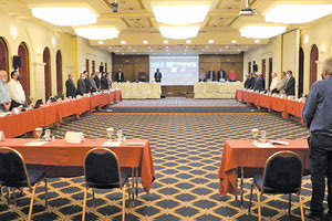 Κράτησαν ενός λεπτού σιγή