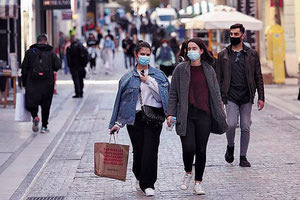 Ανησυχία για τη σφοδρότητα του 4ου κύματος