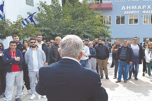 Απεργία και κινητοποίηση πραγματοποίησαν οι επιχειρηματίες του Δήμου Φαιστού