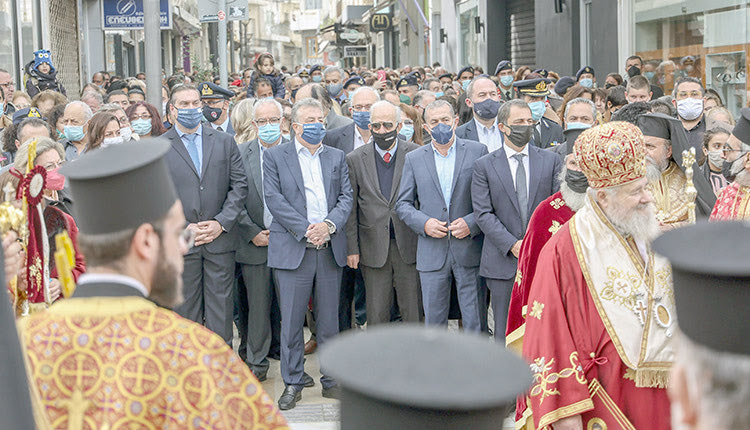 ΜΕ ΛΑΜΠΡΟΤΗΤΑ ΟΙ ΕΚΔΗΛΩΣΕΙΣ ΓΙΑ ΤΟΝ ΑΓ. ΜΗΝΑ Τον Καβαλάρη του τίμησε χθες το Ηράκλειο