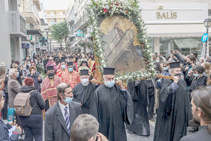 ΜΕ ΛΑΜΠΡΟΤΗΤΑ ΟΙ ΕΚΔΗΛΩΣΕΙΣ ΓΙΑ ΤΟΝ ΑΓ. ΜΗΝΑ Τον Καβαλάρη του τίμησε χθες το Ηράκλειο