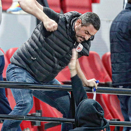 Πολύ κακό για το… τίποτα αποδείχθηκε πως έγινε με τα επεισόδια στο Πανθεσσαλικό στάδιο. Ο Άρης και ο Βόλος τιμωρήθηκαν με πρόστιμα από την Πειθαρχική επιτροπή της Σούπερ Λιγκ  1 για το μεταξύ τους παιχνίδι που είχε διακοπεί προσωρινά για σχεδόν μια ώρα.