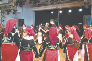 ΟΙ ΠΟΛΙΤΕΣ ΚΑΤΑΘΕΤΟΥΝ ΤΙΣ ΑΠΟΨΕΙΣ ΤΟΥΣ ΣΕ ΜΕΛΕΤΗ ΤΟΥ Δ. ΜΑΛΕΒΙΖΙΟΥ Ο μαλεβιζιώτης χορός ως στοιχείο Άυλης Πολιτιστικής Κληρονομιάς