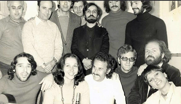 Στην μπουάτ «Λήδρα» το 1971 με τον Νίκο Ξυλούρη και τον Γιάννη Μαρκόπουλο