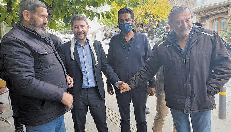 Με το «Καλημέρα Ήλιε» έγινε δεκτός στο Περαχώρι