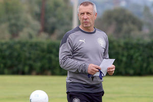 Νίκος Νιόπλιας