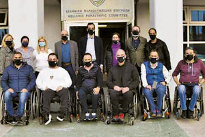 Ο Καπελάκης με τους Τζαμούση, Στεφανουδάκη και τα υπόλοιπα μέλη της Ε.Π.Ε.