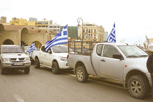 Στην Αποκεντρωμένη η πρώτη στάση των αγροτών