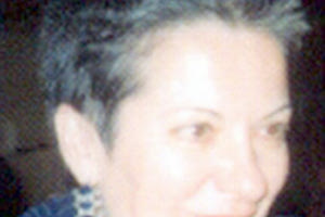 ΣΕ ΕΚΔΗΛΩΣΗ ΓΙΑ ΤΟΝ ΚΑΡΚΙΝΟ Φωταγώγηση του Κούλε στη μνήμη της αρχαιολόγου Κατερίνας Μυλοποταμιτάκη