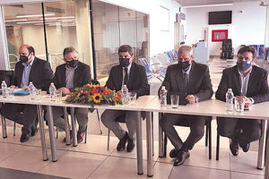 Στιγμιότυπο από τον απολογισμό που έγινε στο αεροδρόμιο Ηρακλείου