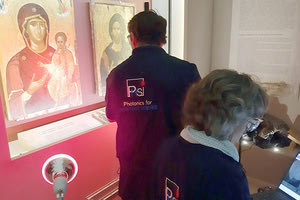 Μελέτη των χρωστικών στην εικόνα “Παναγία Οδηγήτρια” από την Ι. Μονή Αγ. Παντελεήμονος Φόδελε που εκτίθεται στο Μουσείο Χριστιανικής Τέχνης «Αγία Αικατερίνη Σιναϊτών», στο Ηράκλειο με φορητό σύστημα ανακλαστογραφίας υπερύθρου.